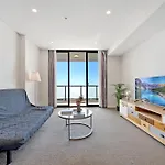 Luxury 2B2B In Hurstville With Bay & Skyline Views