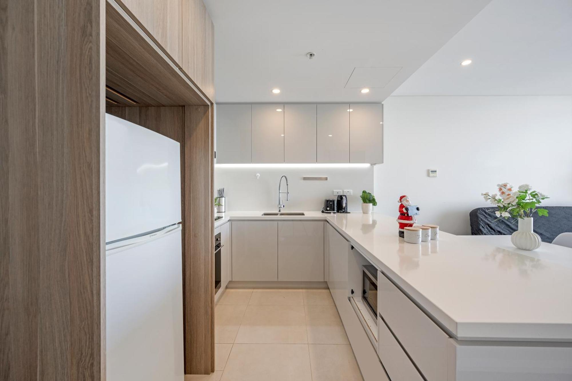 Luxury 2b2b In Hurstville With Bay & Skyline Views Apartment Sydney